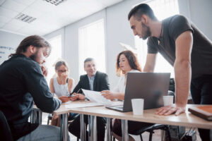 Lavoro e relazioni umane: come lasciarsi dopo un’esperienza di formazione